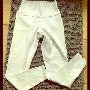 Alo yoga pants high waisted size 2